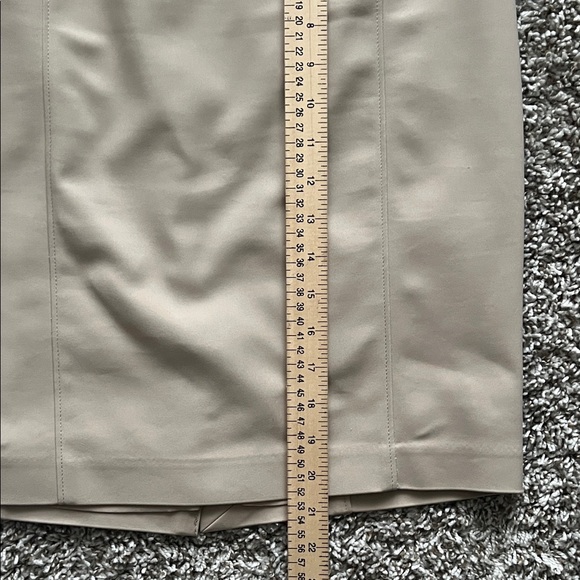 NWOT WHBM Pencil Skirt in CobbleStone (Tan) In Size 4 - Picture 9 of 13